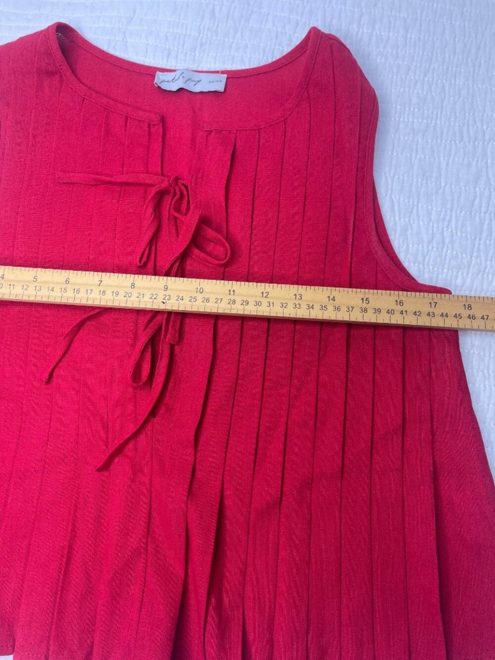 Petal + Pup Red Sleeveless Pleated Linen Blend Top Blouse Tie Front SZ M Travel - Picture 6 of 7